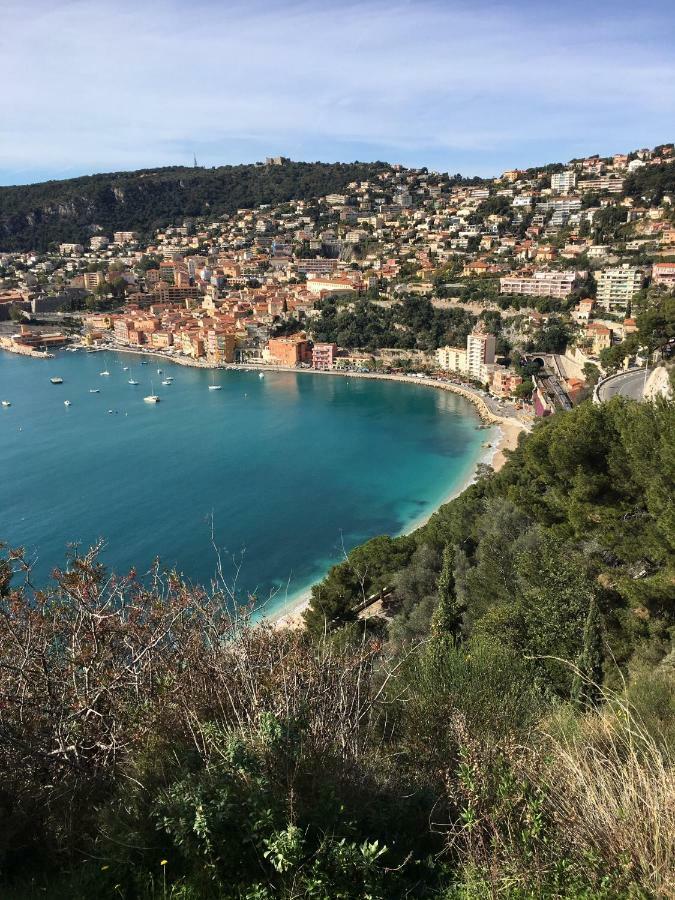 Nyrenoverad Laegenhet Med Havsutsikt Villefranche-sur-Mer Eksteriør billede